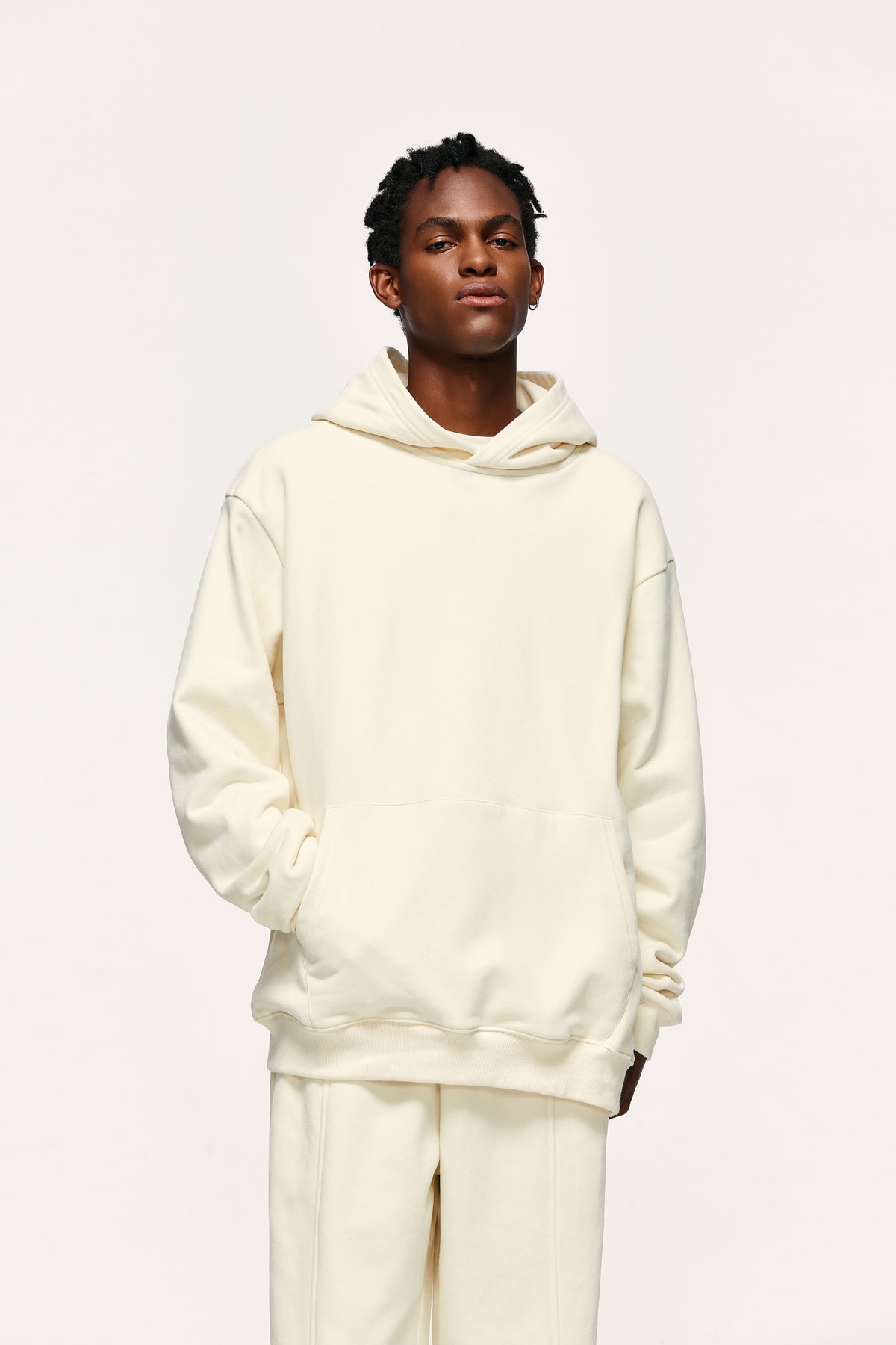 hoodie oversize cream