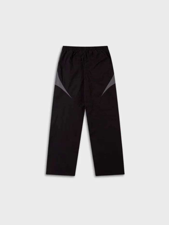 jogging streetwear y2k porté vue de dos