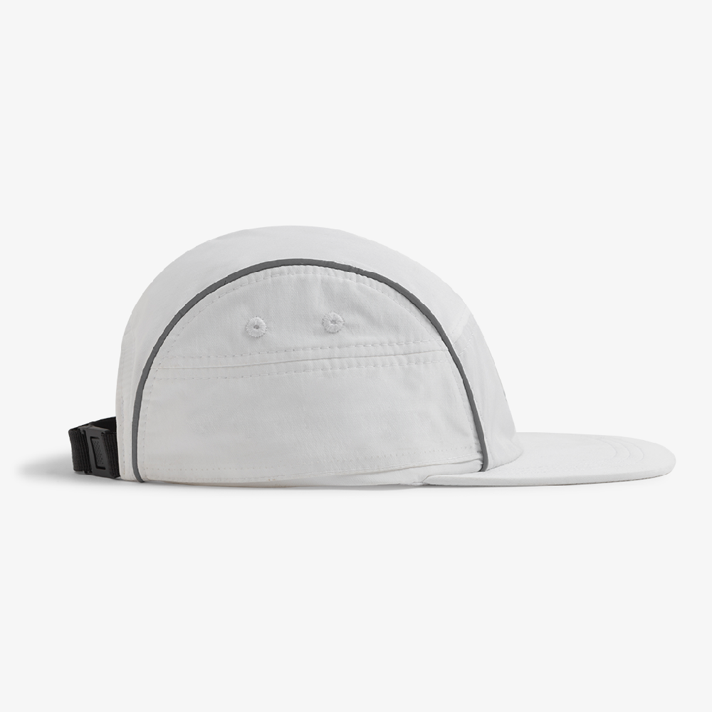 casquette reflechissante blanche