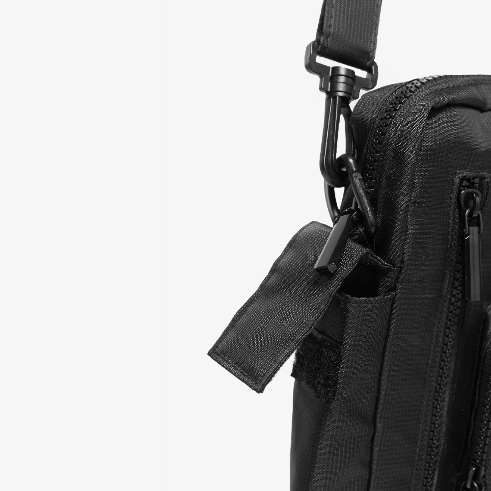 sacoche noir streetwear