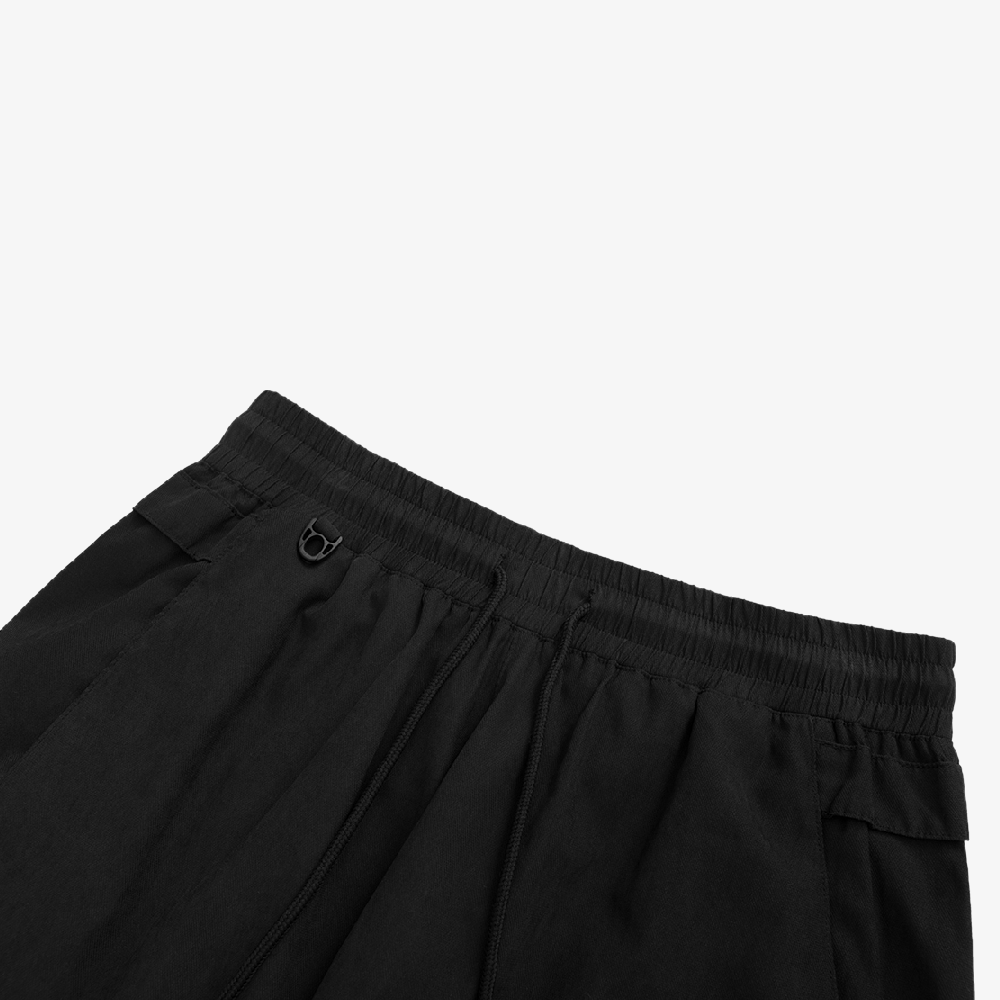 short oversize noir
