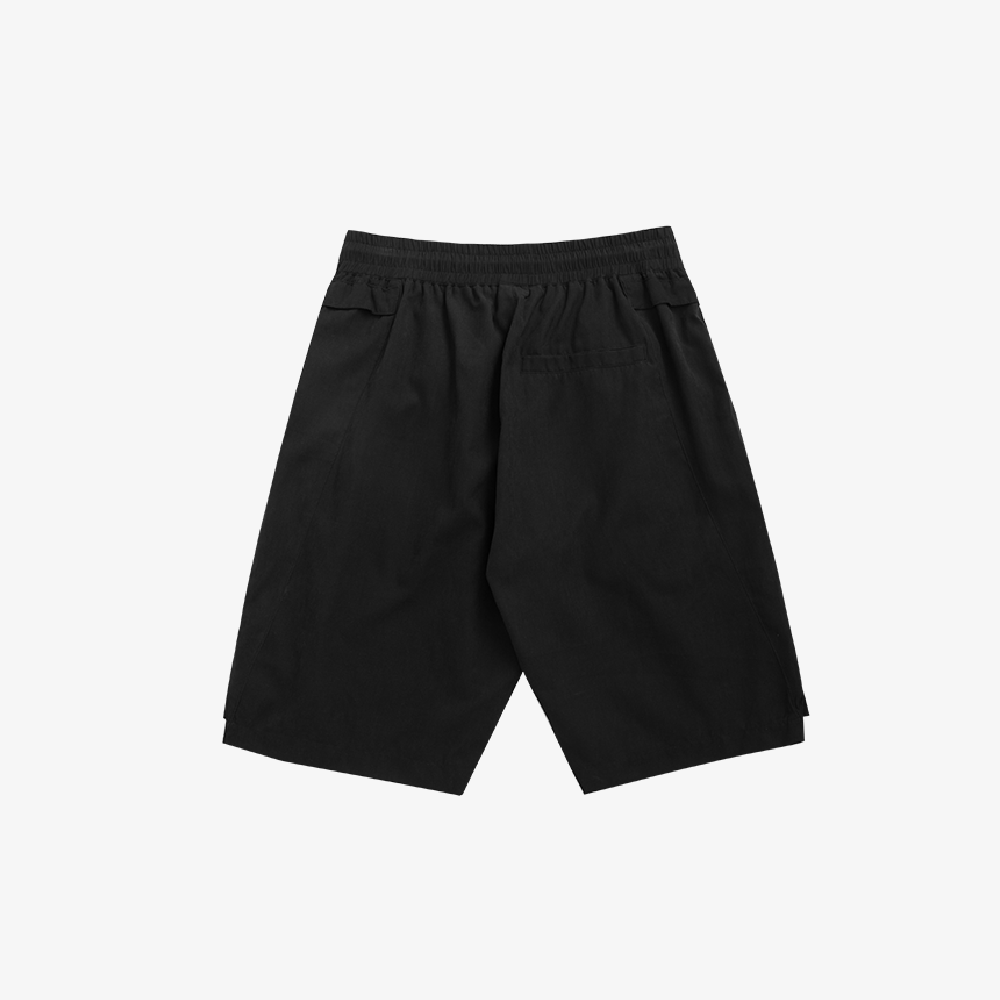 short streetwear noir