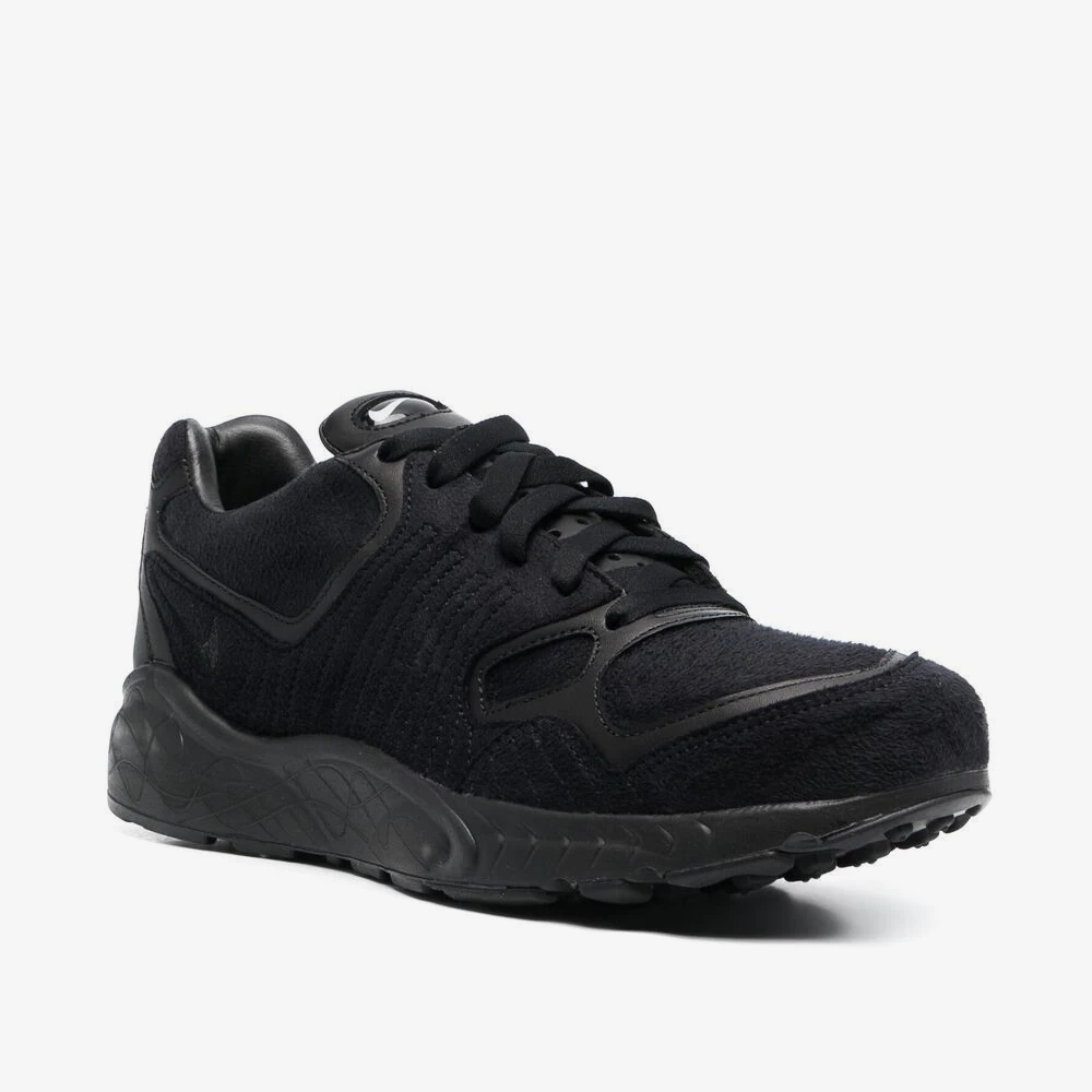 sneakers streetwear