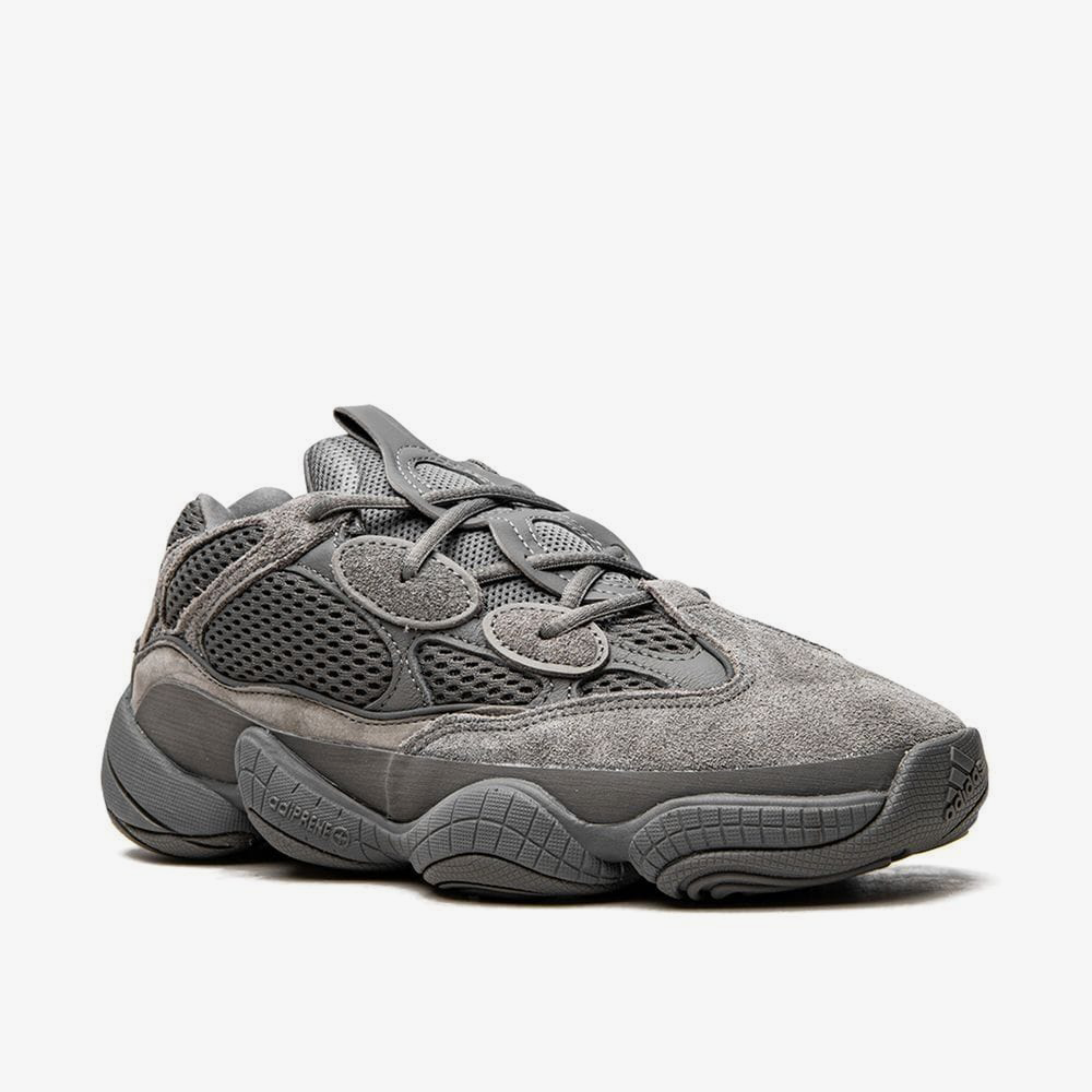 sneakers yeezy streetwear