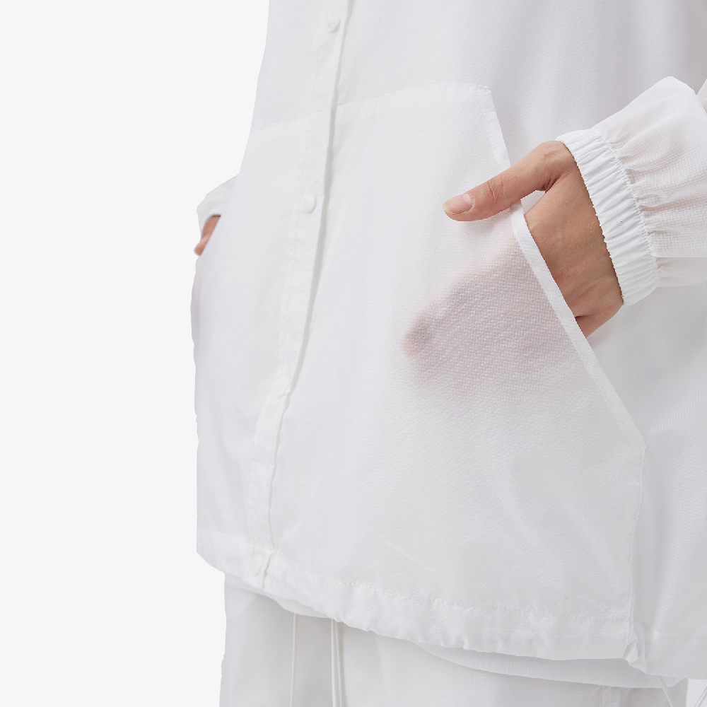 veste transparente blanche